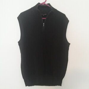 Tricots St. Raphael Mens size XL black sleeveless zipper sweater vest